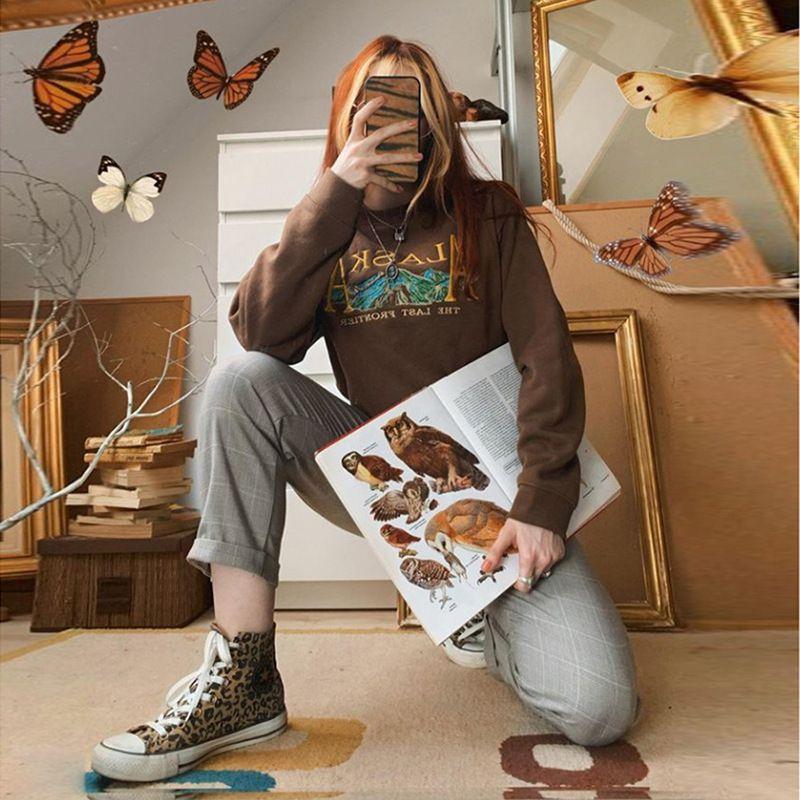 Lettering Sweatshirt Product Image