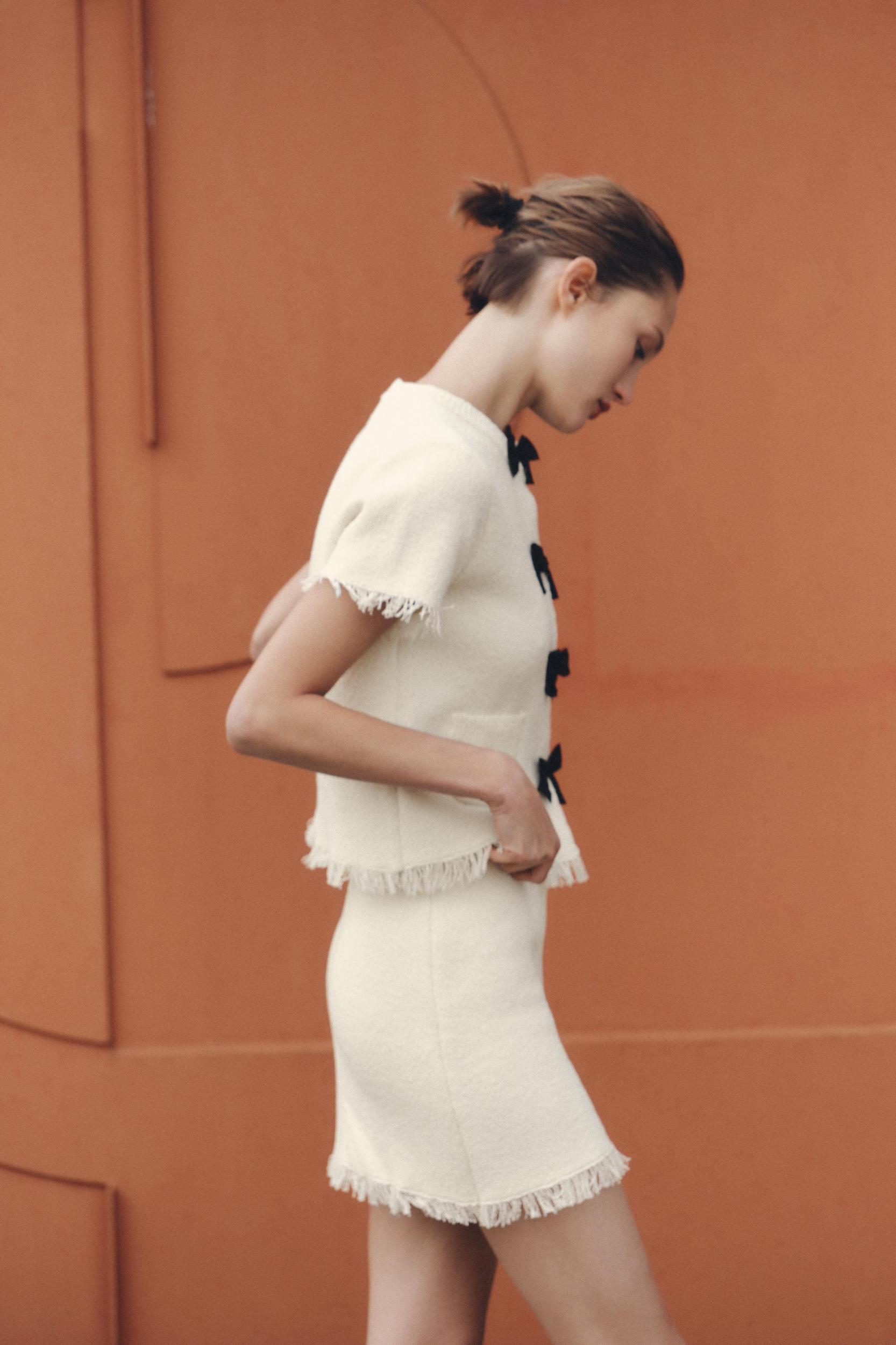 FRAYED MINI SKIRT Product Image