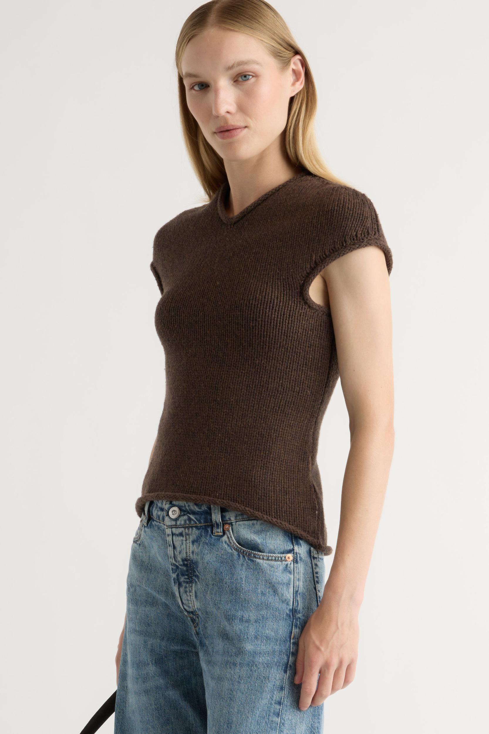 Simoul V-Neck Sweater Top Product Image