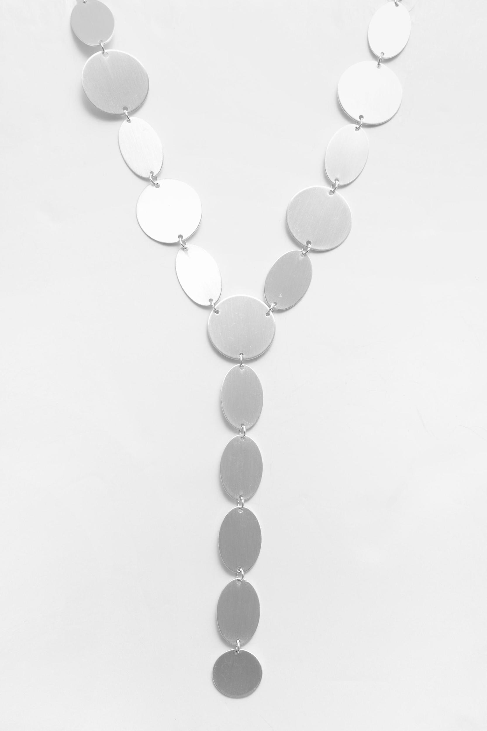 Lariat necklace with circles Product Image