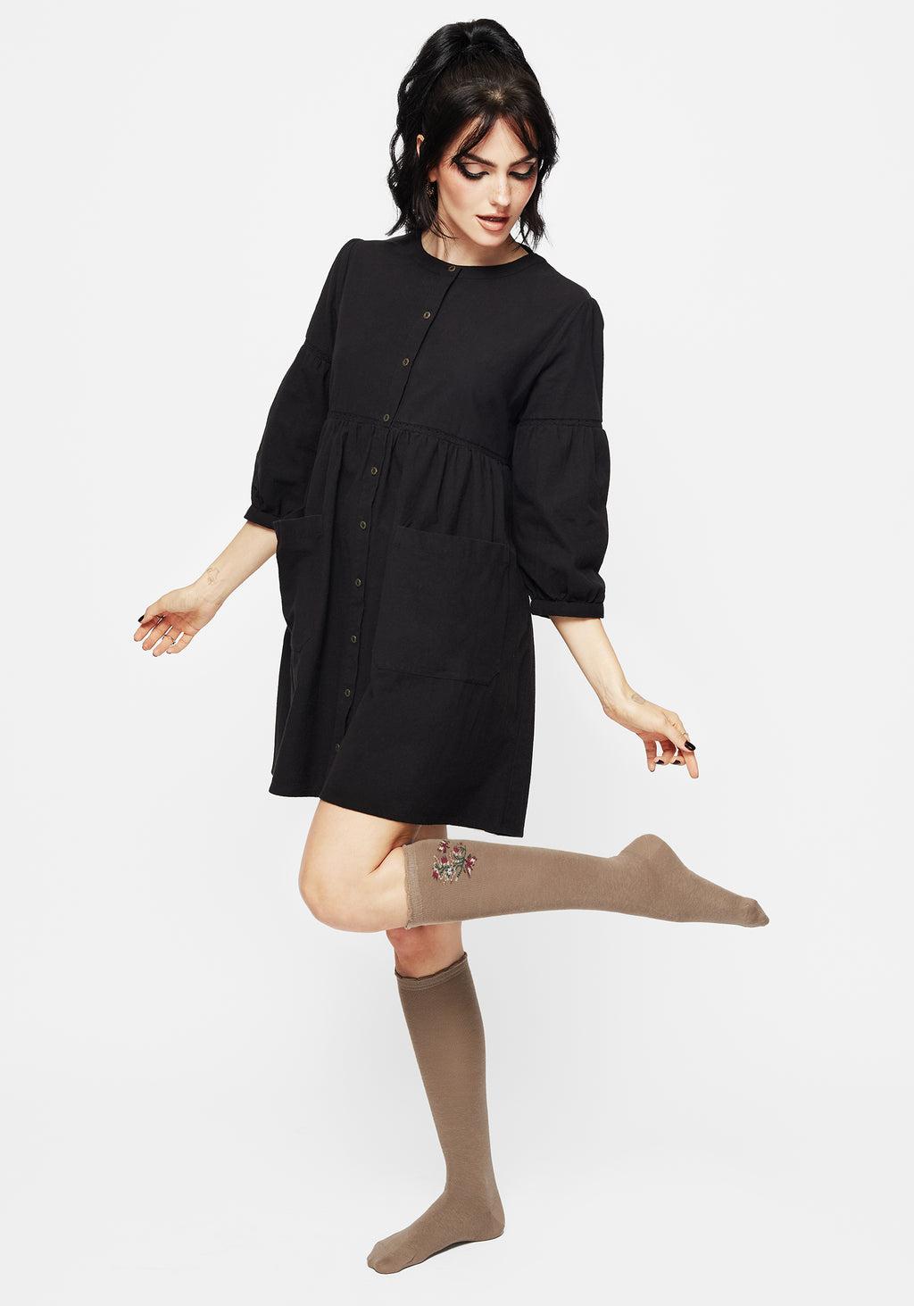 Lilia Embroidered Floral Socks Product Image