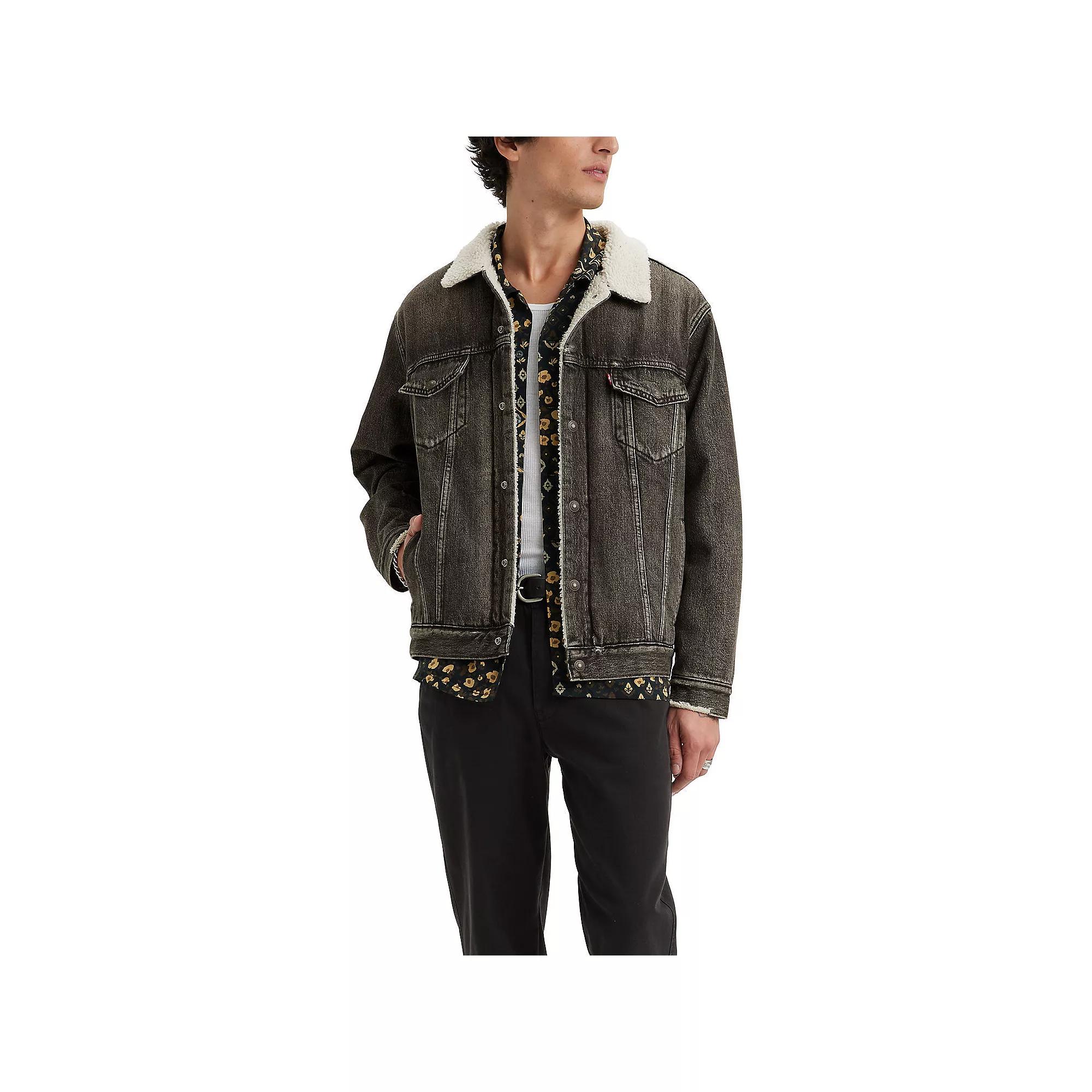 Men's Levi's® Relaxed Fit Sherpa Trucker Jacket,  Product Image