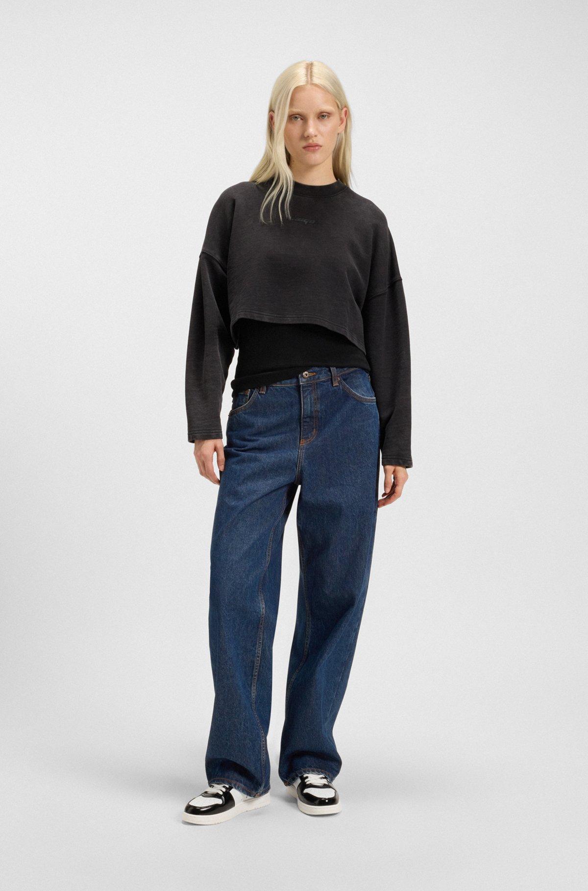 Relaxed-fit jeans in rinse-washed blue denim Product Image