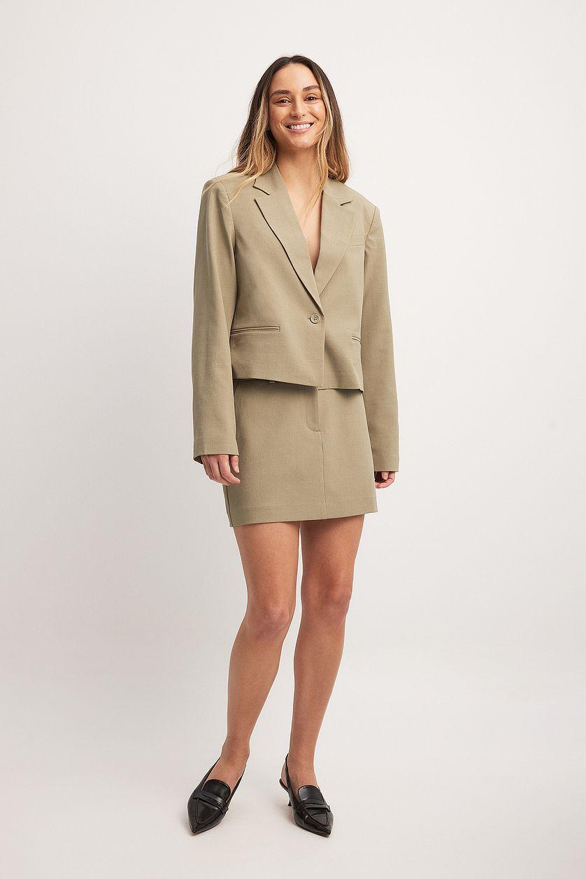 Short Tailored Straight Blazer Product Image