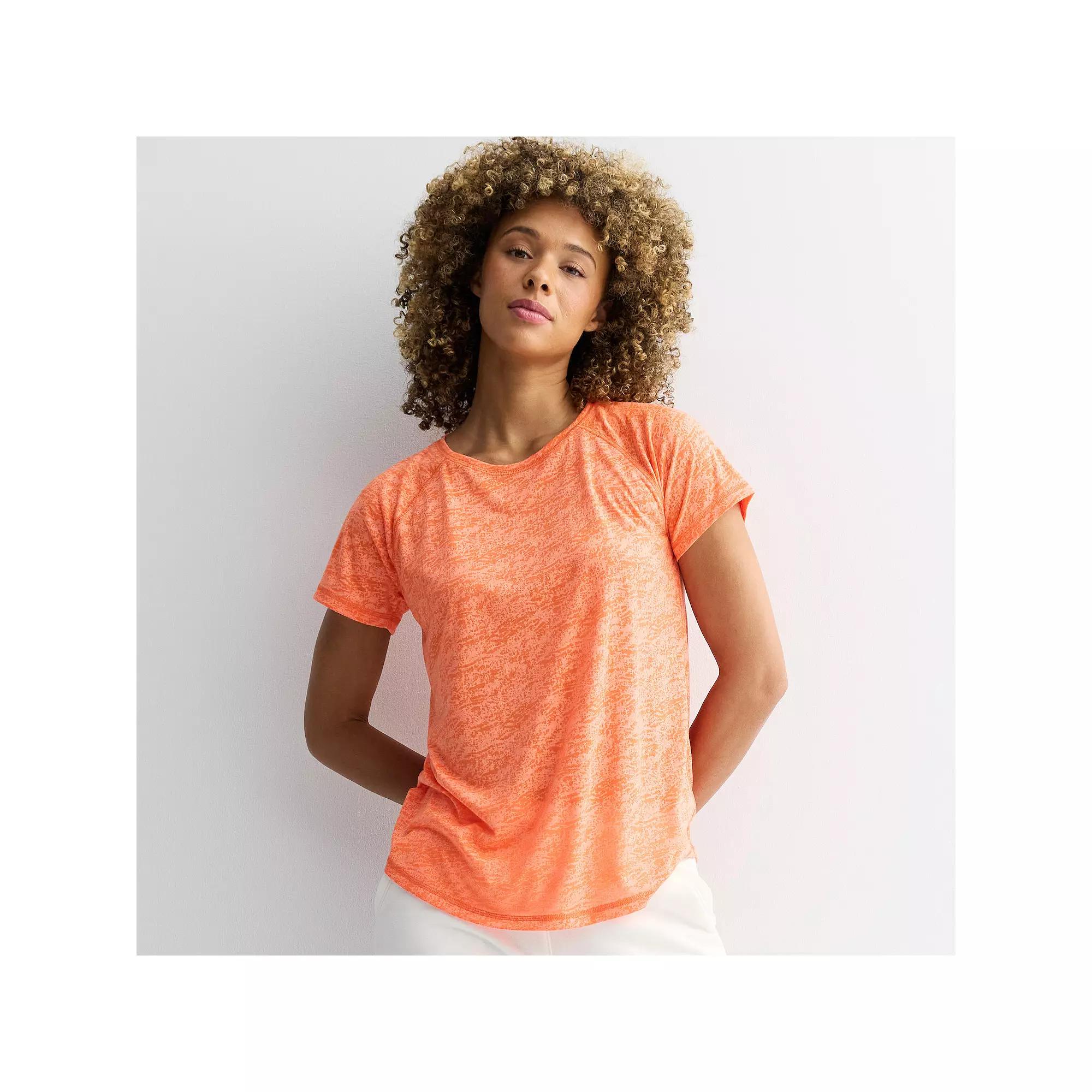 Women's Tek Gear® Essential Core Raglan Tee,  Product Image
