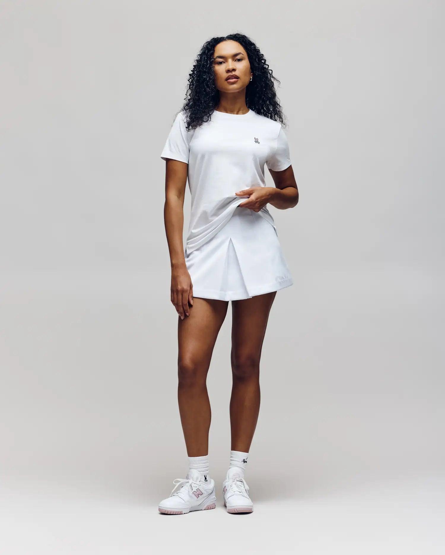 WOMENS CLASSIC TEE - WT0200005 Female Product Image