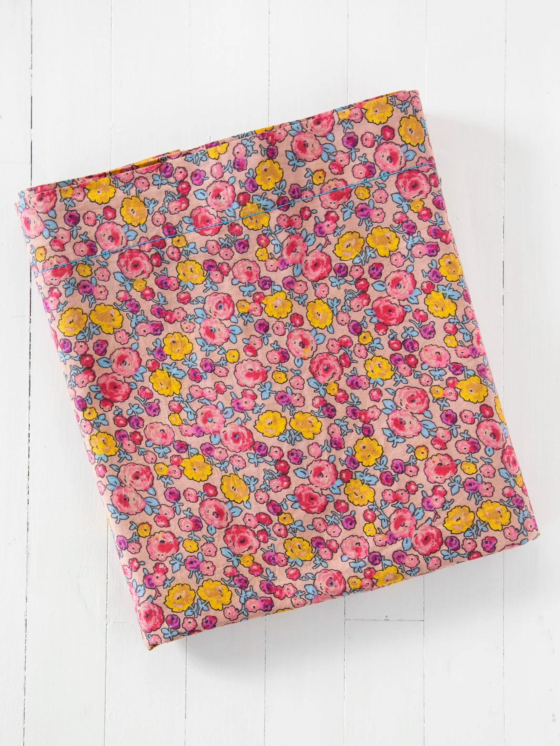 Mix & Match Cotton Fitted Sheet - Bay Daisies Product Image