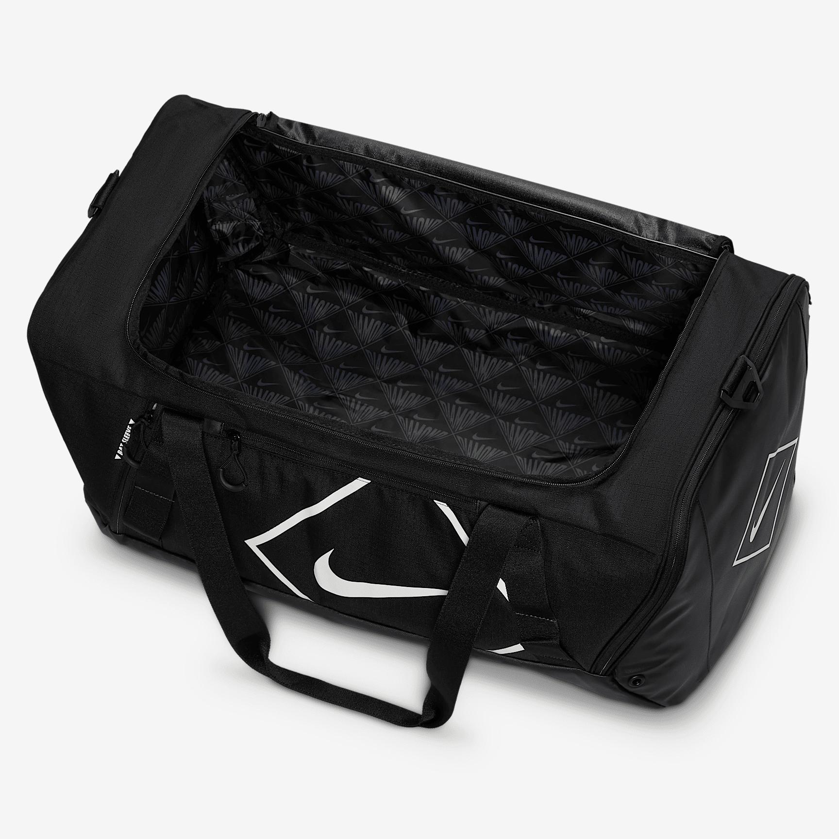 Nike Mens Diamond Duffel Bag (72L) | N1012175-091 Product Image