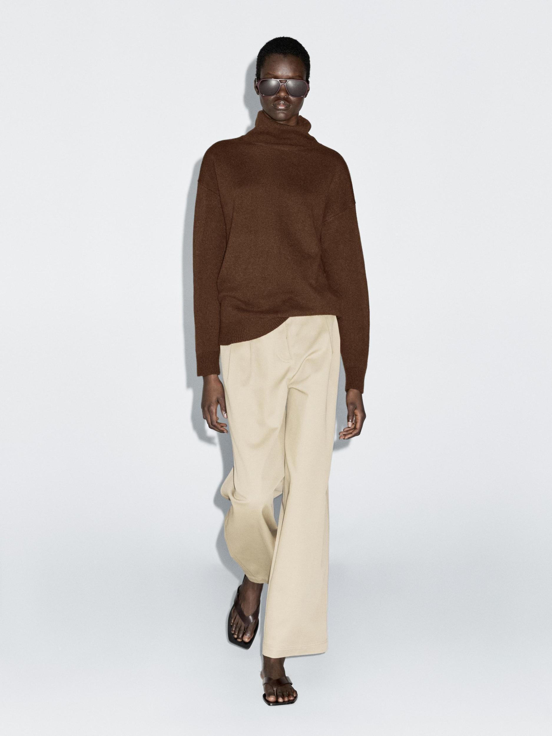 Wool blend knit turtleneck sweater Product Image