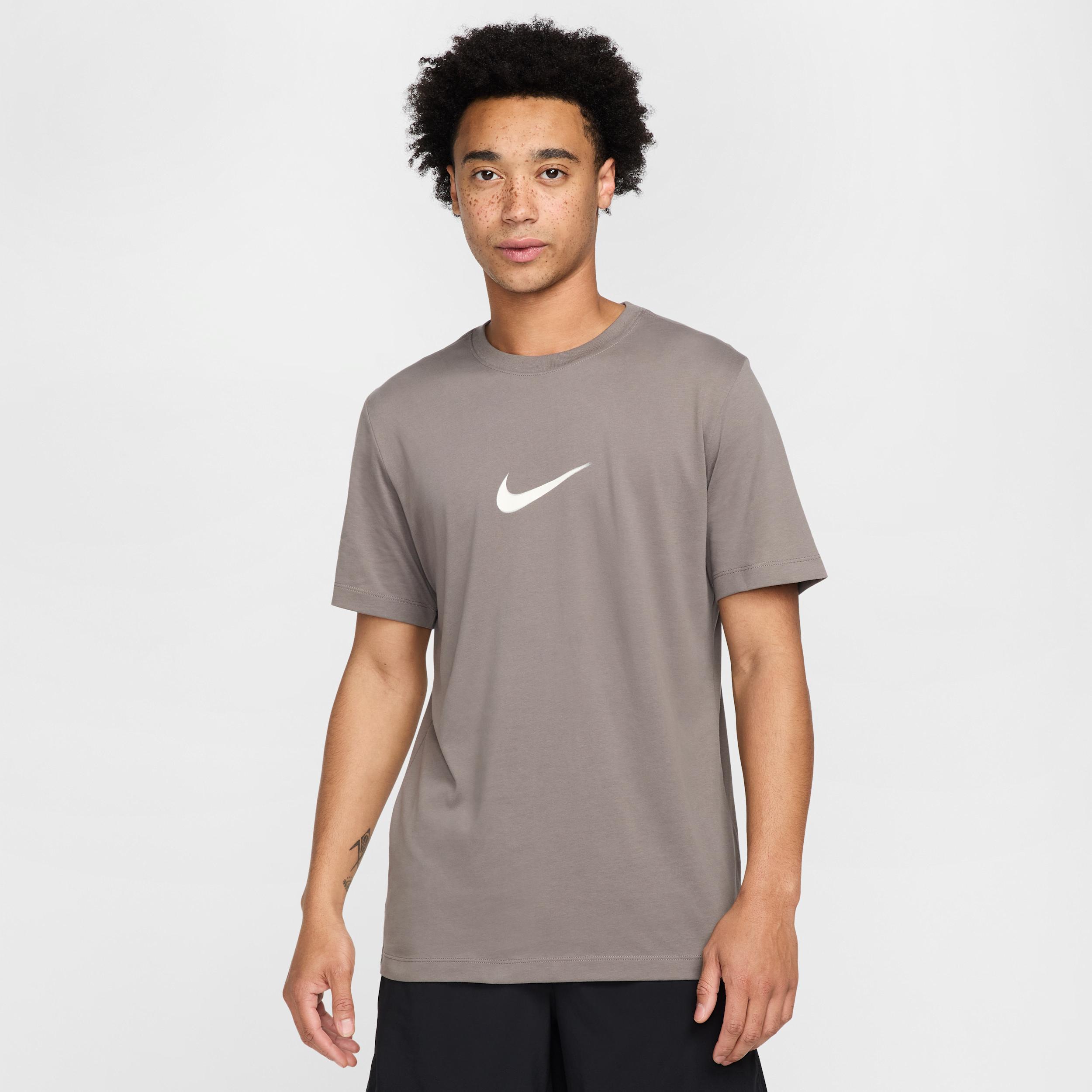 Nike Men's Dri-FIT Fitness T-Shirt Product Image