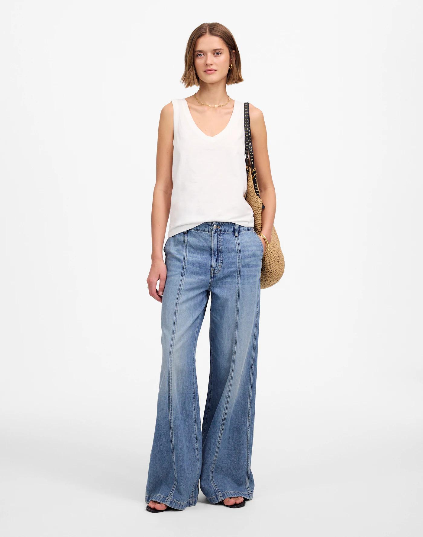 Slub Relaxed V-Neck Tank Product Image