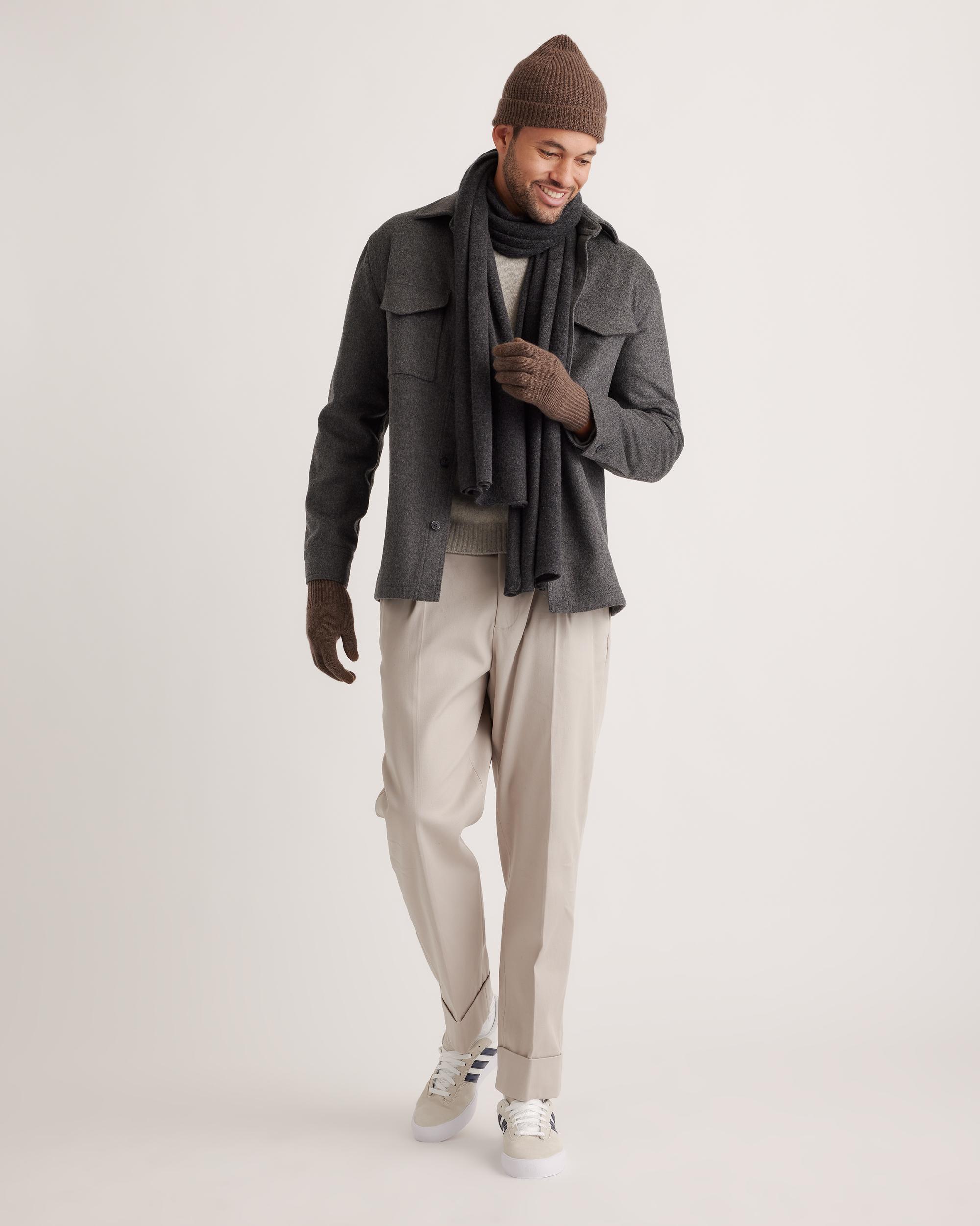 Quince | Women's Mongolian Cashmere Gloves Product Image