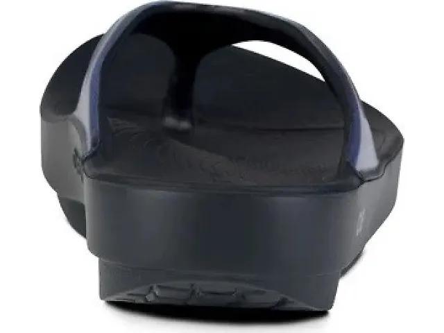 Women's | OOFOS OOlala Luxe Thong Product Image