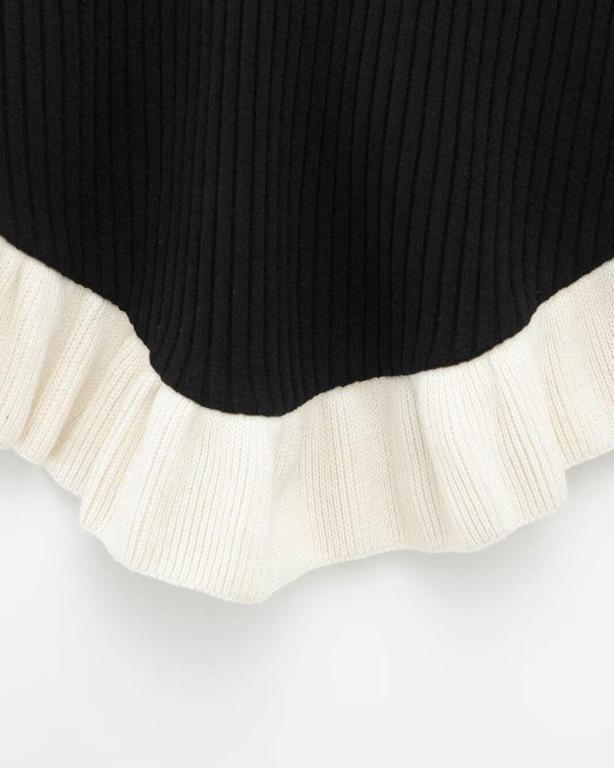 Black Contrasting Scoop Neck Tee Product Image