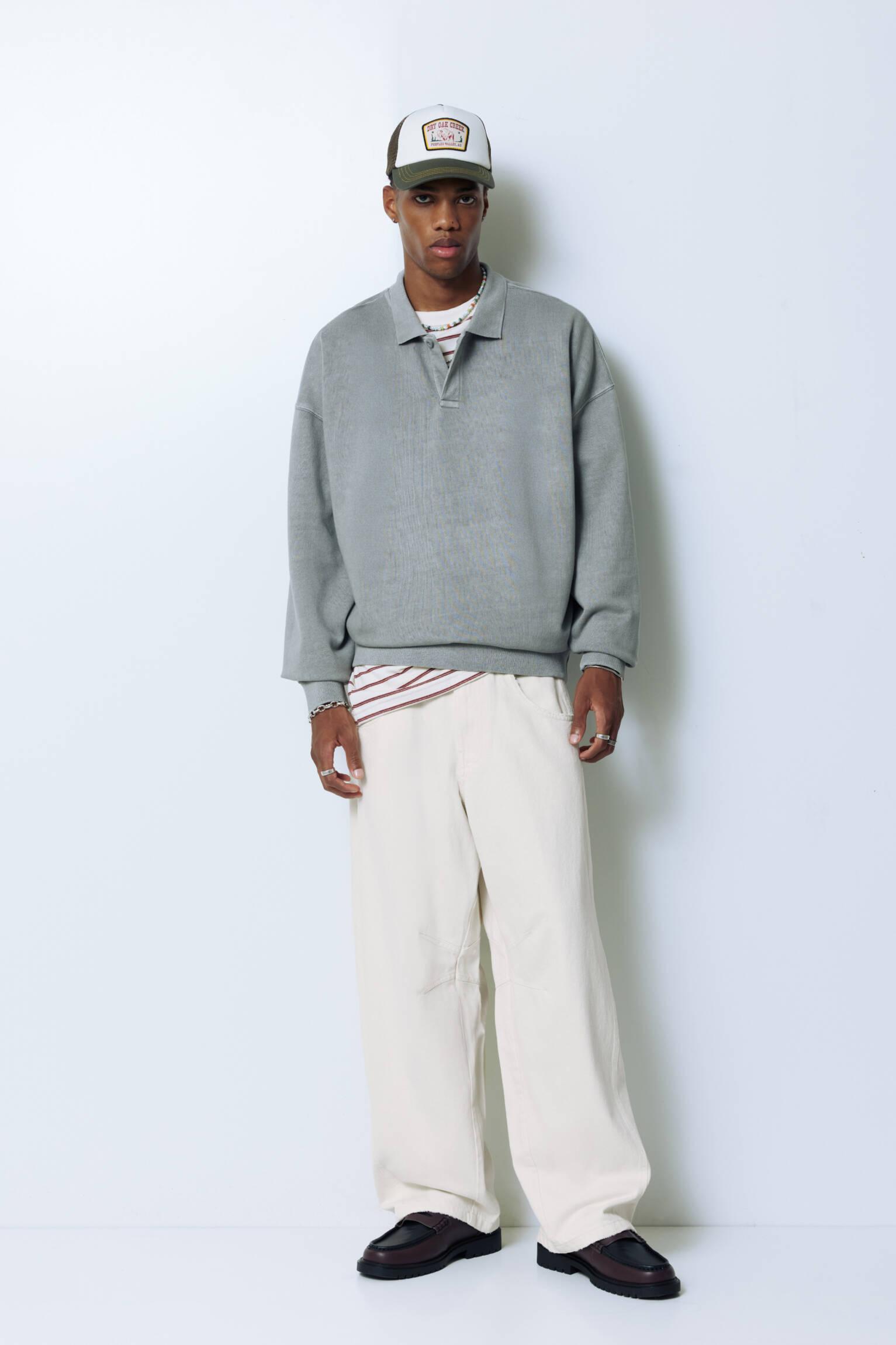 Baggy trousers Product Image