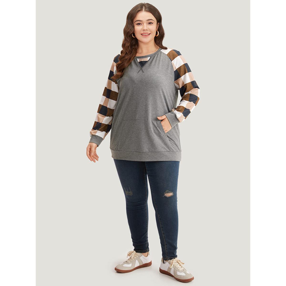 Plus Size Colorblock Contrast Pocket Stitch Sweatshirt Women Gray Casual Elastic cuffs Round Neck Dailywear Sweatshirts BloomChic 30/6X Product Image