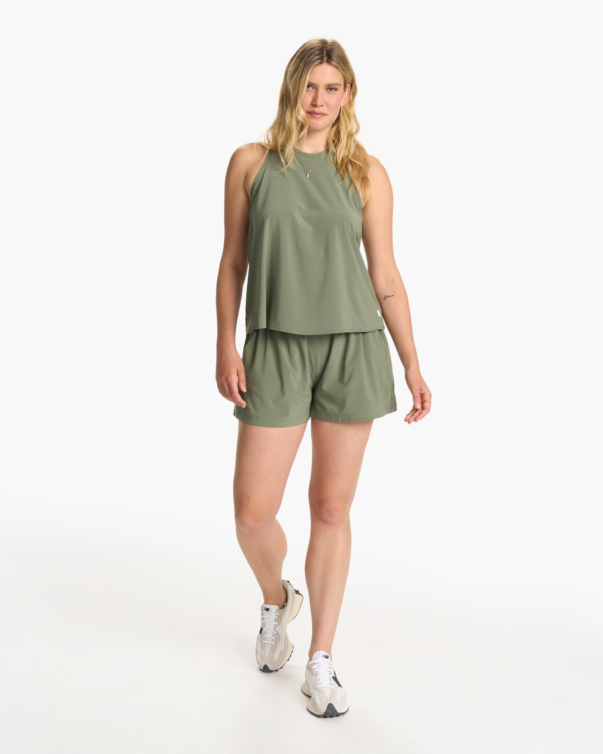 Villa Short Product Image