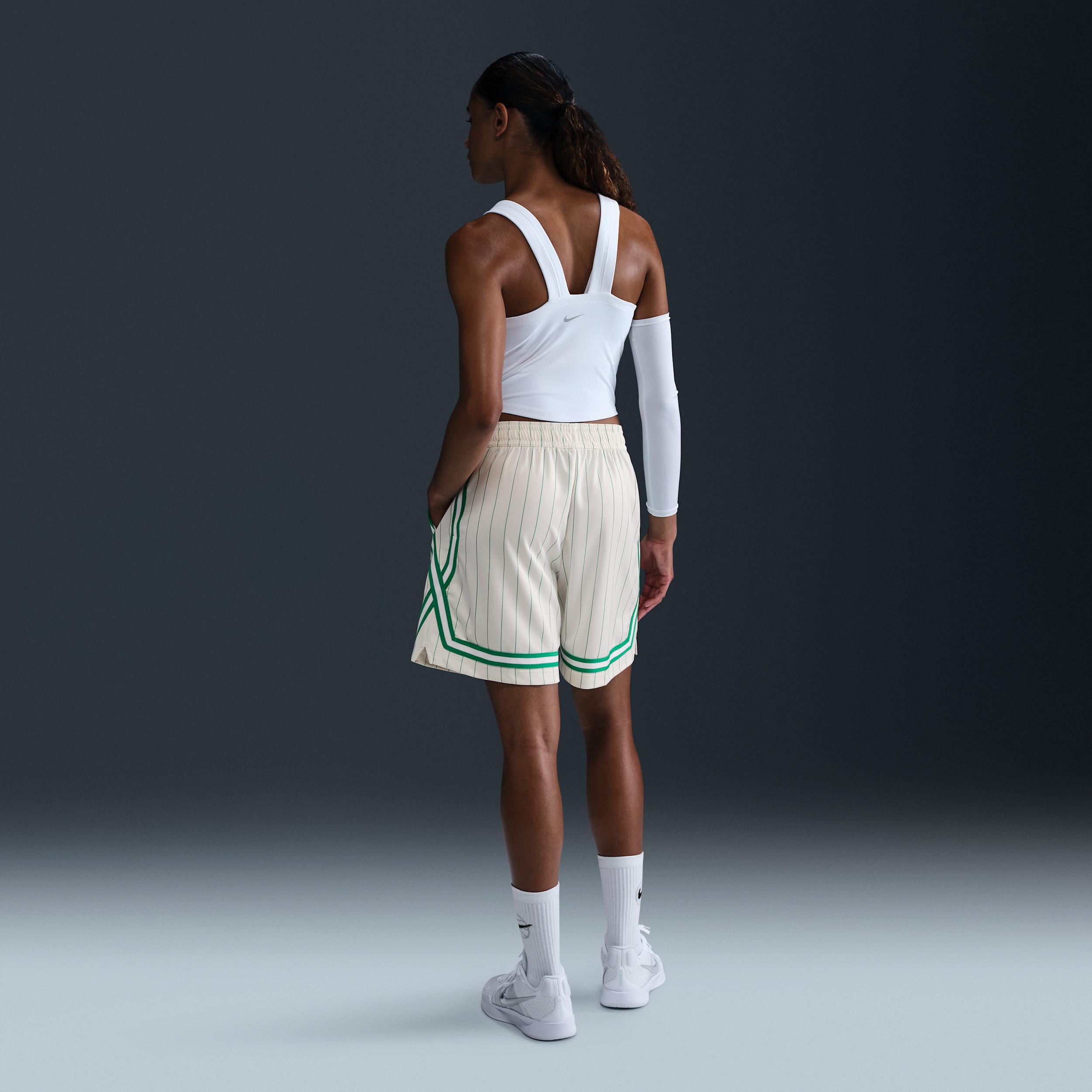 Nike Womens Fly Crossover Basketball Shorts | FZ5510-423 Product Image