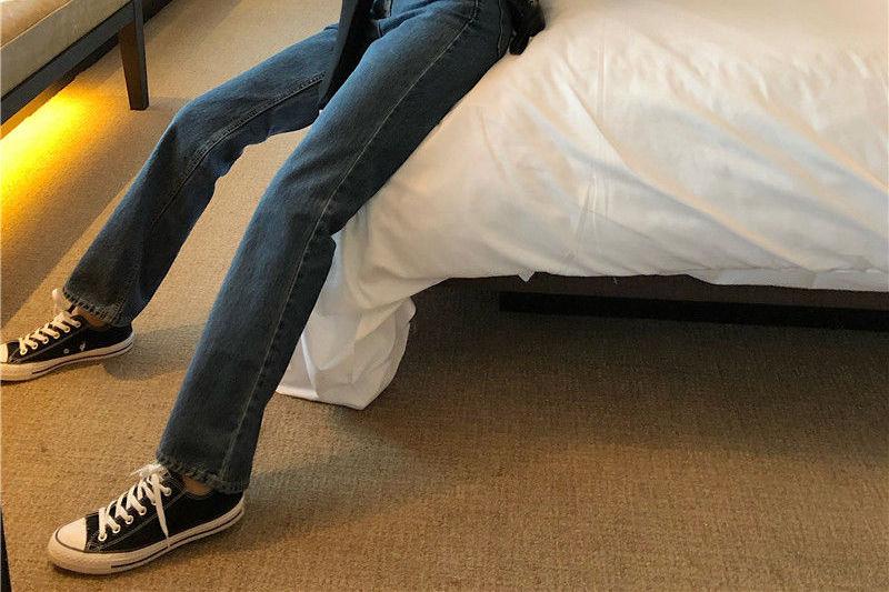 High-Waist Wide-Leg Jeans Product Image