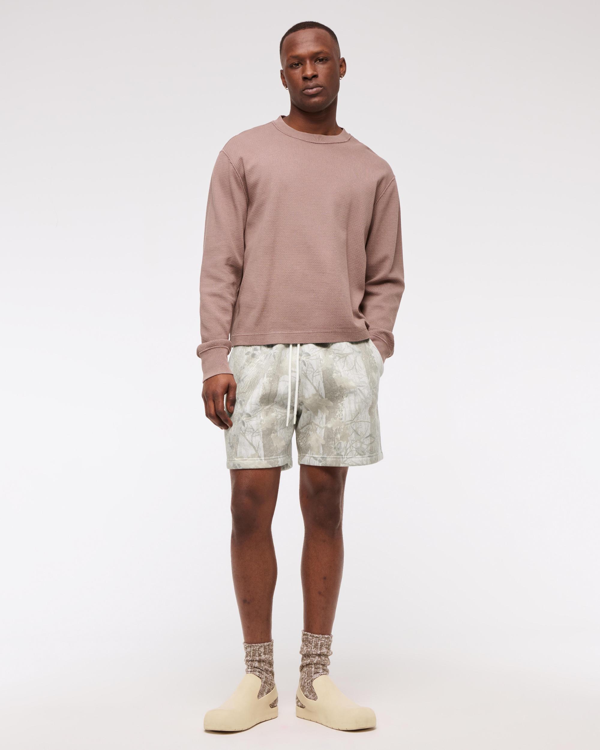 Essential Short Product Image