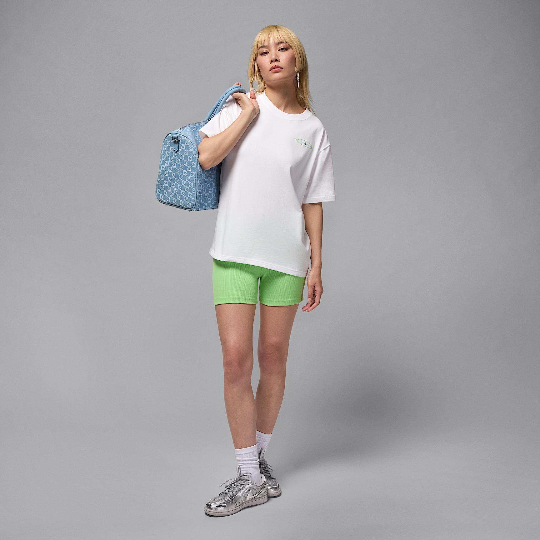 Womens Jordan Brooklyn Graphic T-Shirt | HV0194-100 Product Image