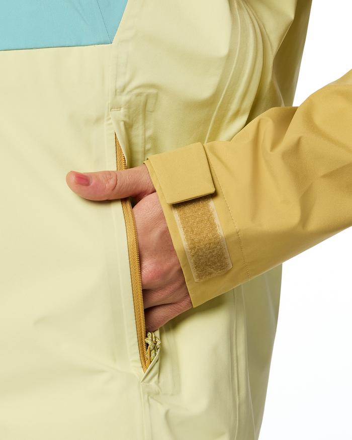 Impermeo 3L Hooded Shell Jacket - Women's Product Image