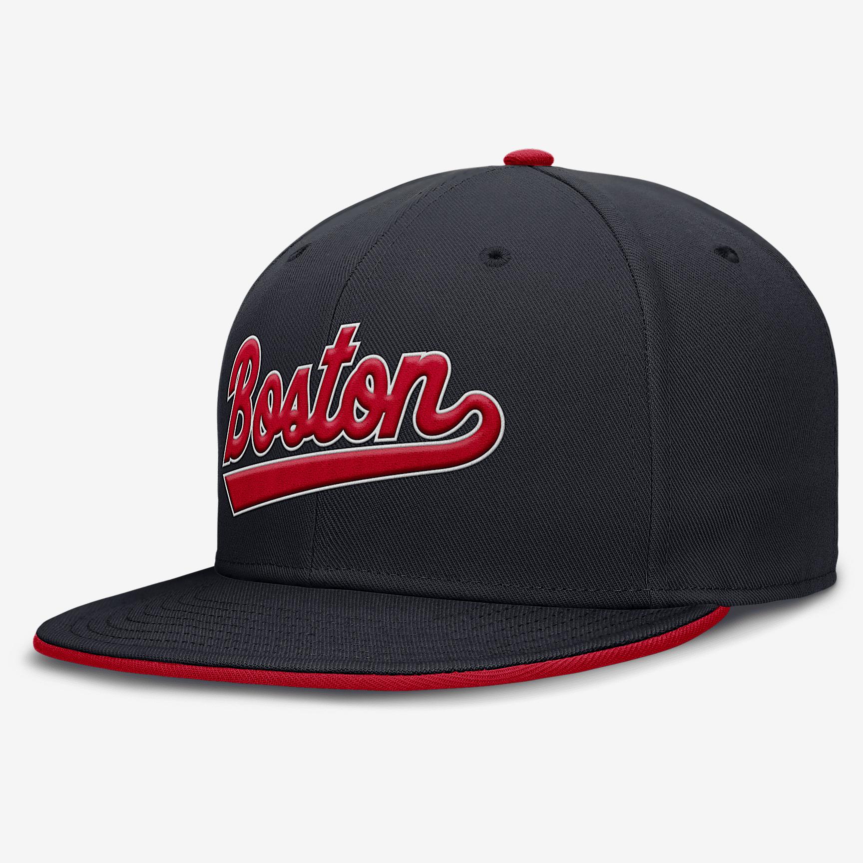Atlanta Braves True Nike Men's Dri-FIT MLB Fitted Hat Product Image