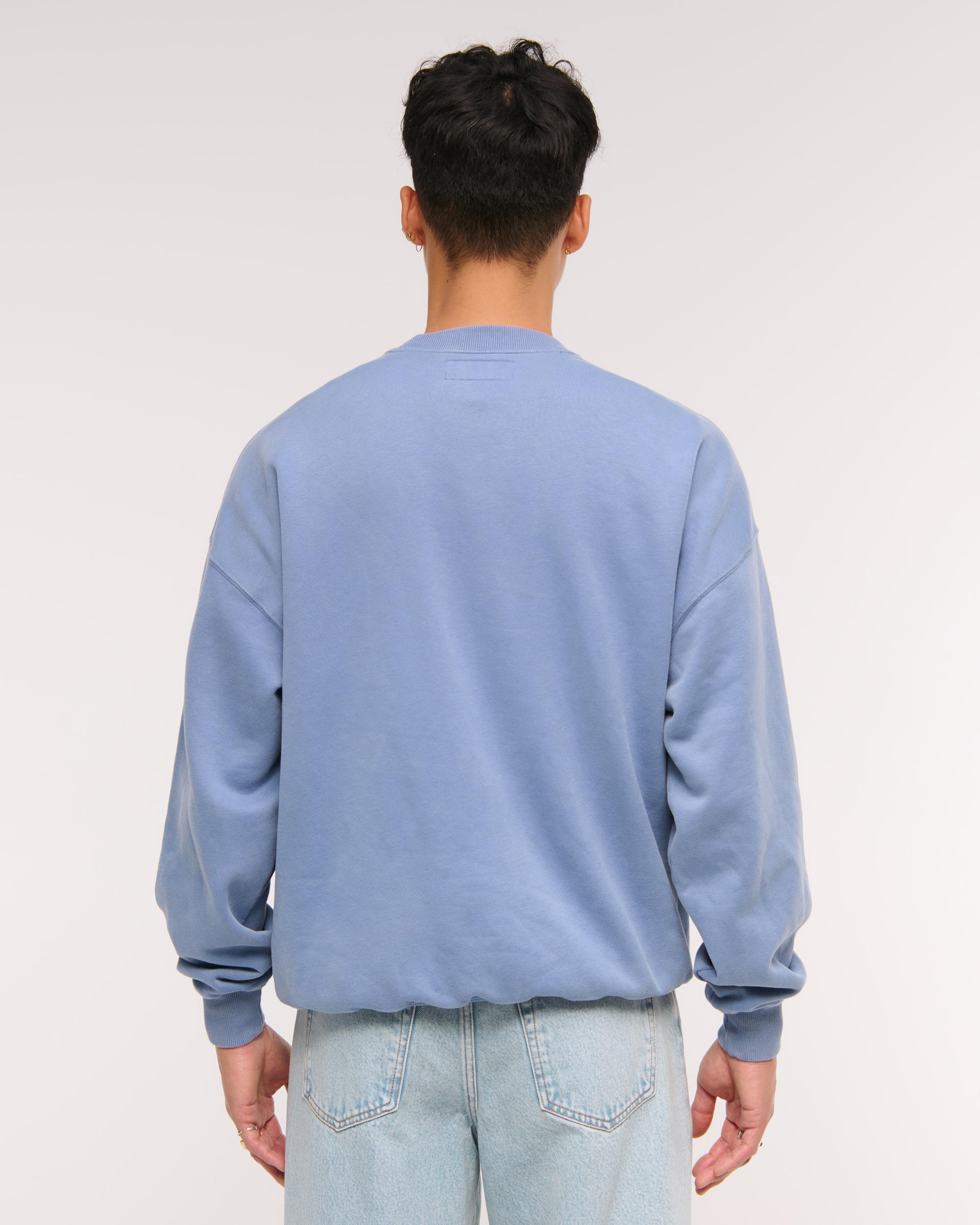 Essential Crew Sweatshirt Product Image