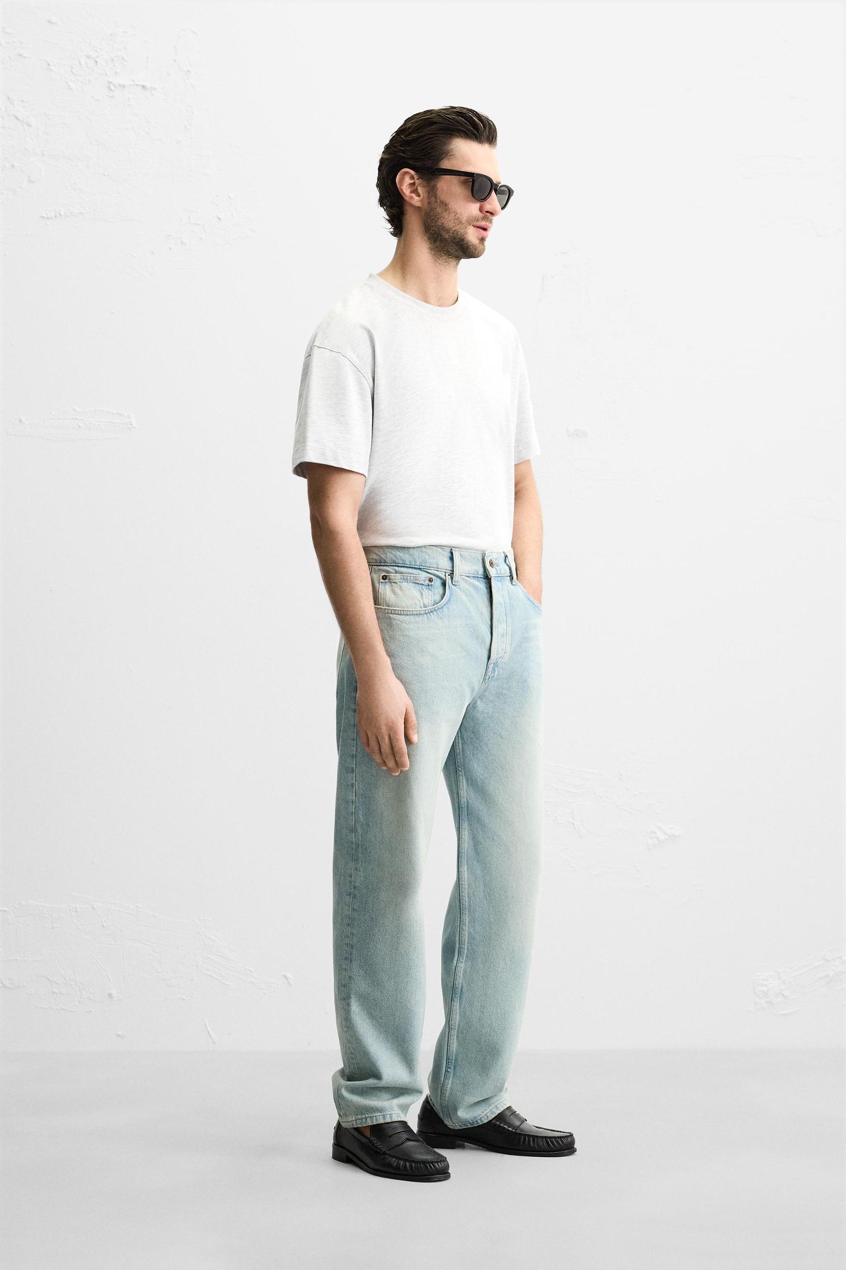 STRAIGHT FIT ANKLE JEANS Product Image