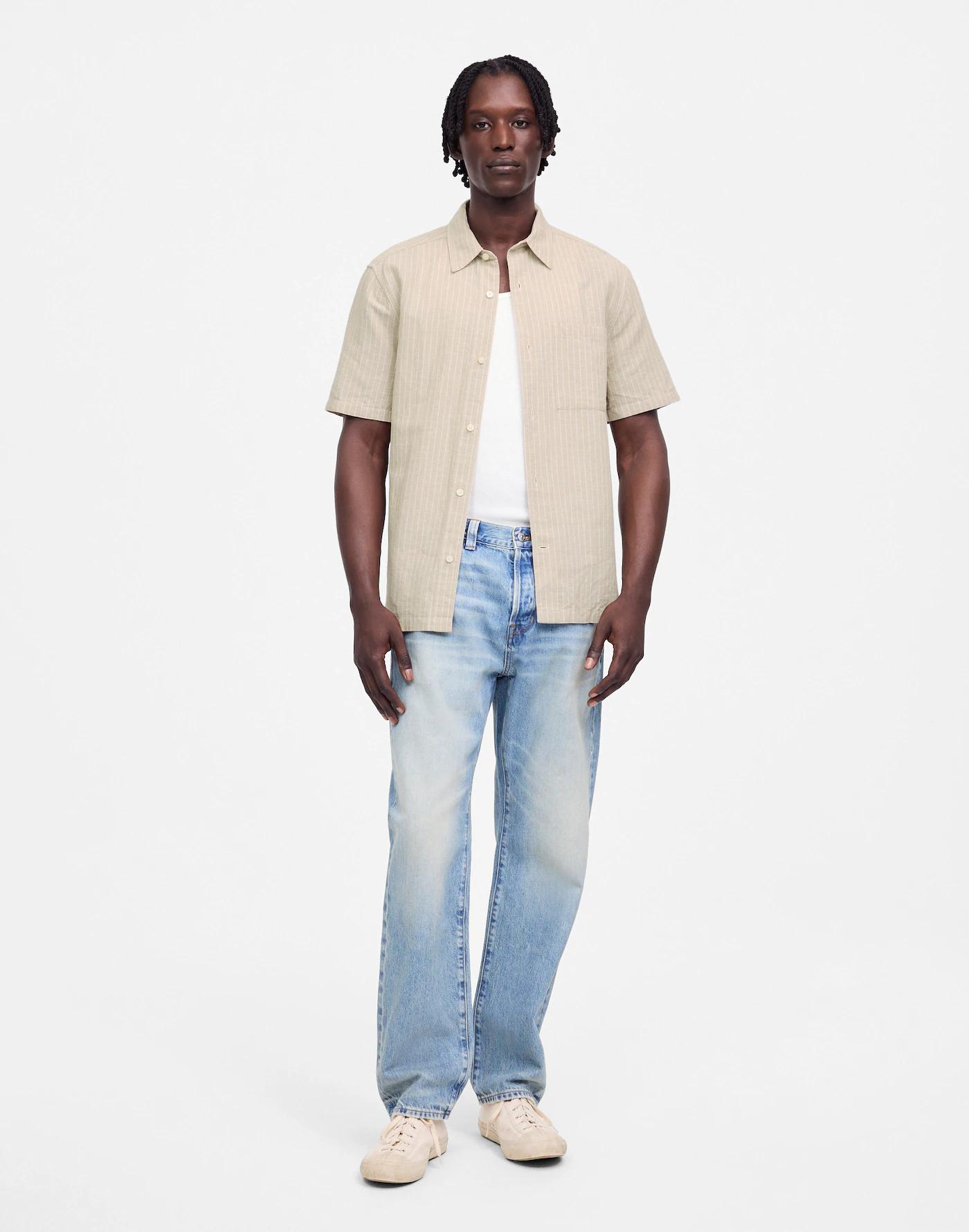 Button-Up Short-Sleeve Shirt in Cotton-Linen Blend Product Image