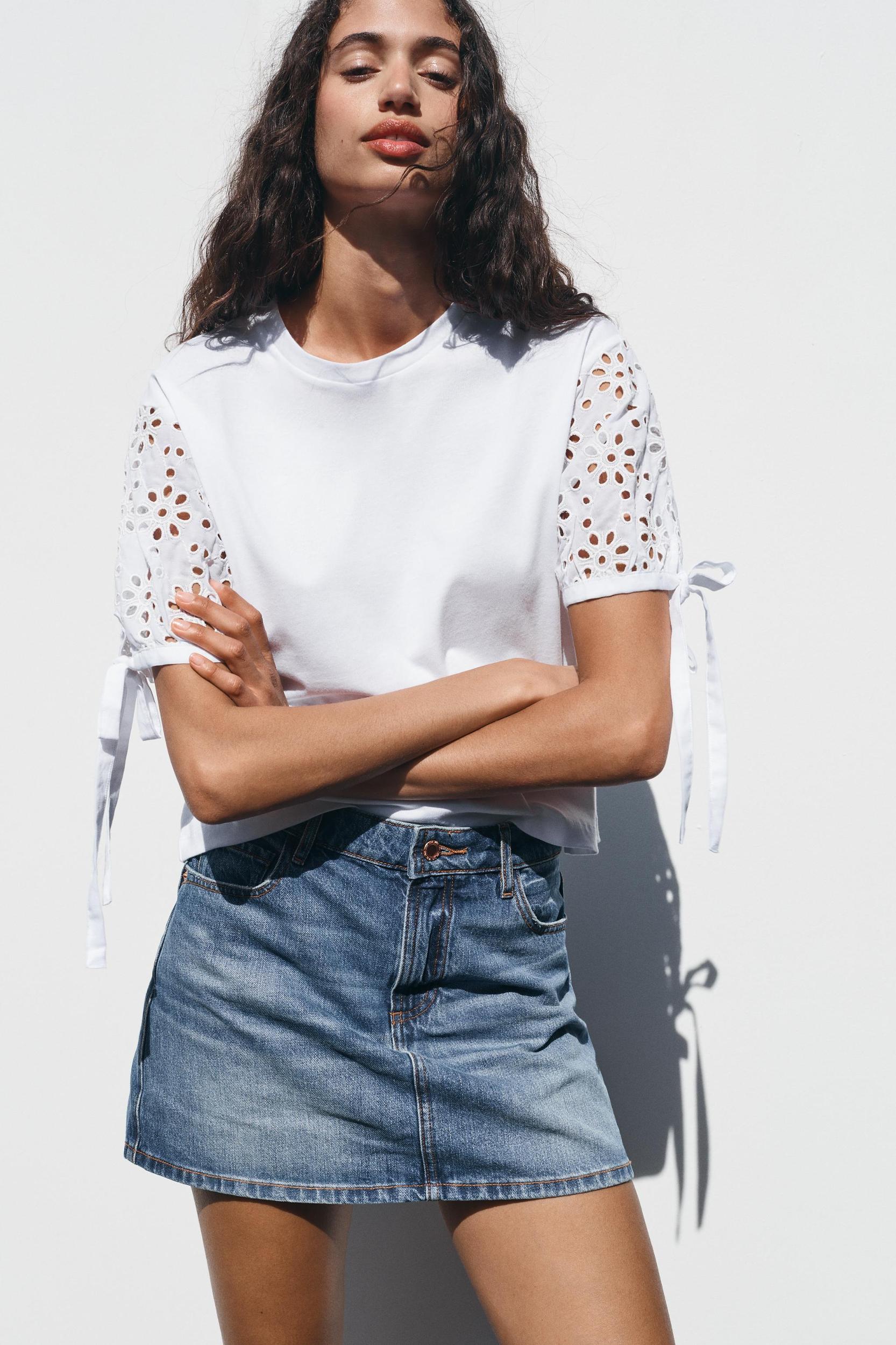 EMBROIDERED TIE T-SHIRT Product Image