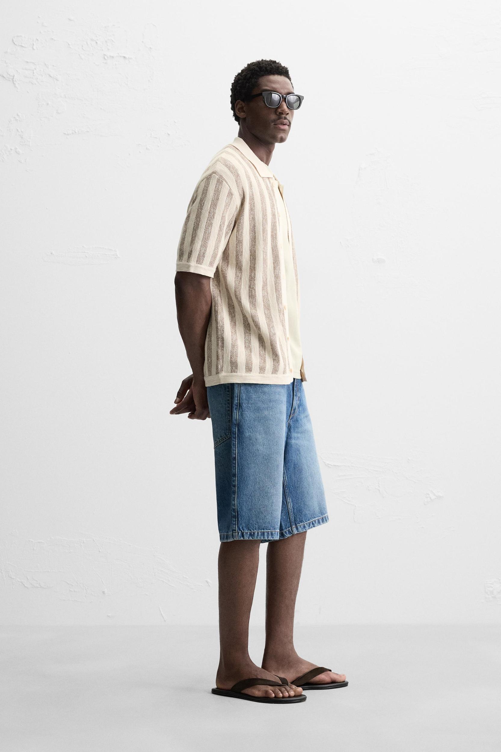 VERTICAL STRIPED KNIT SHIRT Product Image