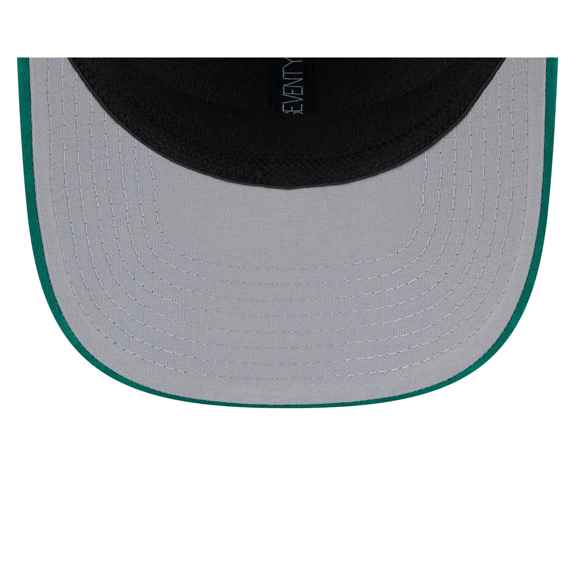 Atlanta Braves St. Patrick's Day 2025 9SEVENTY Stretch-Snap Hat Male Product Image