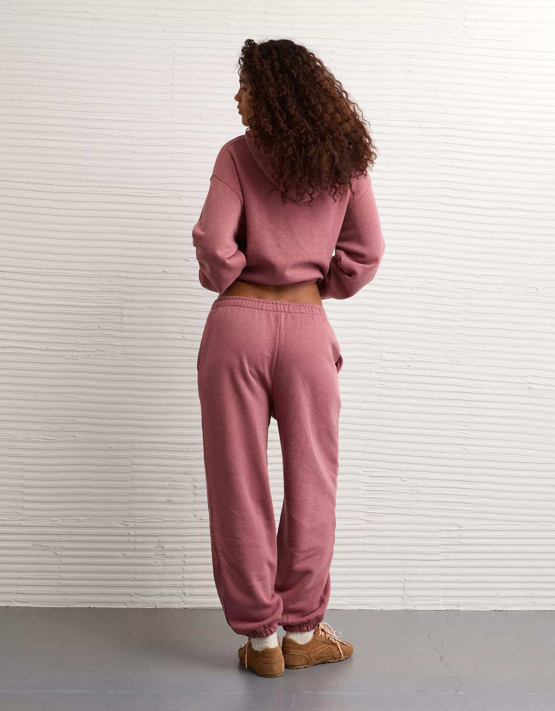 AE Everyday Luxe Sweatpant Product Image