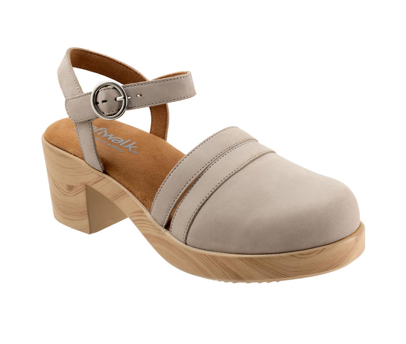 Women's Softwalk Fillmore Clogs Product Image