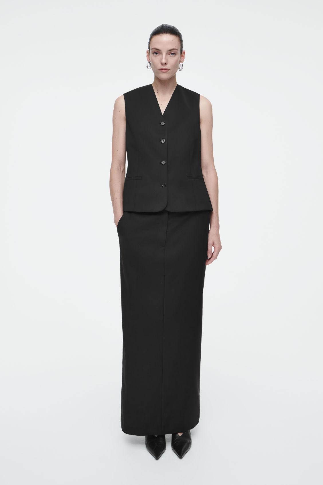 TAILORED WOOL VEST Product Image