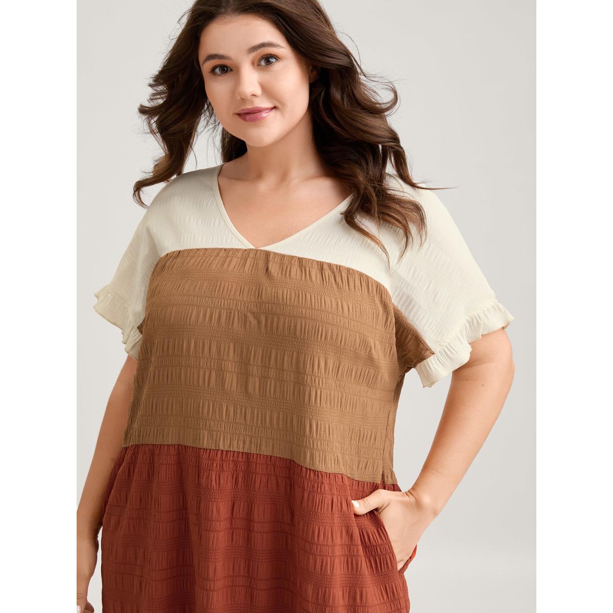 Plus Size Textured Color Block Tiered Midi Dress Multicolor Women Leisure V-neck Short sleeve Curvy BloomChic 12/L Product Image