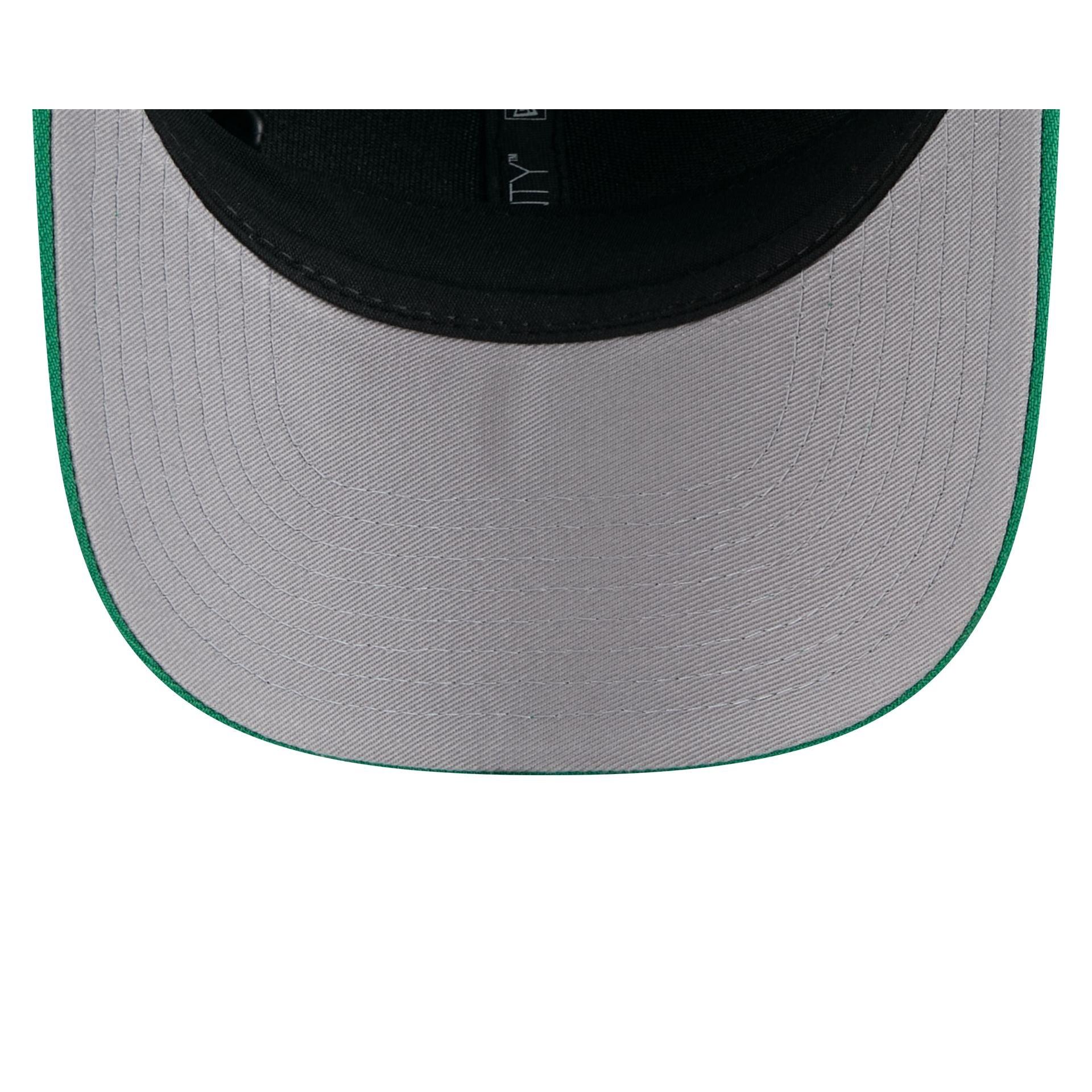 New York Knicks Circle Patch 9SEVENTY Stretch-Snap Hat Male Product Image