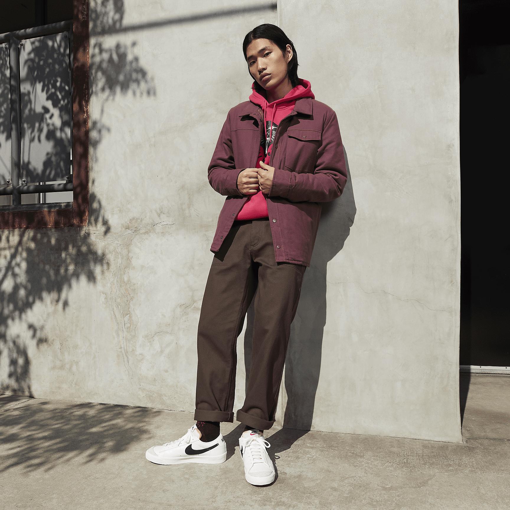 Nike Mens Blazer Low 77 Vintage Shoes | DA6364-101 Product Image