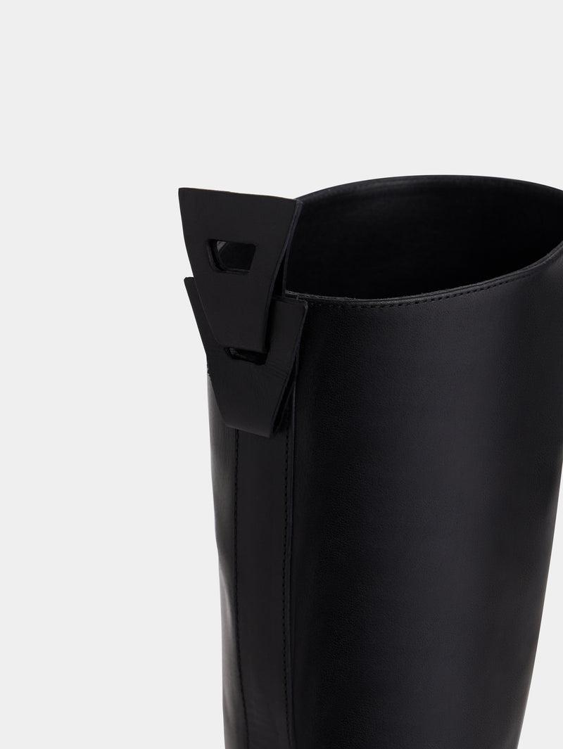 BLACK BOOTS IN SMOOTH LEATHER Product Image