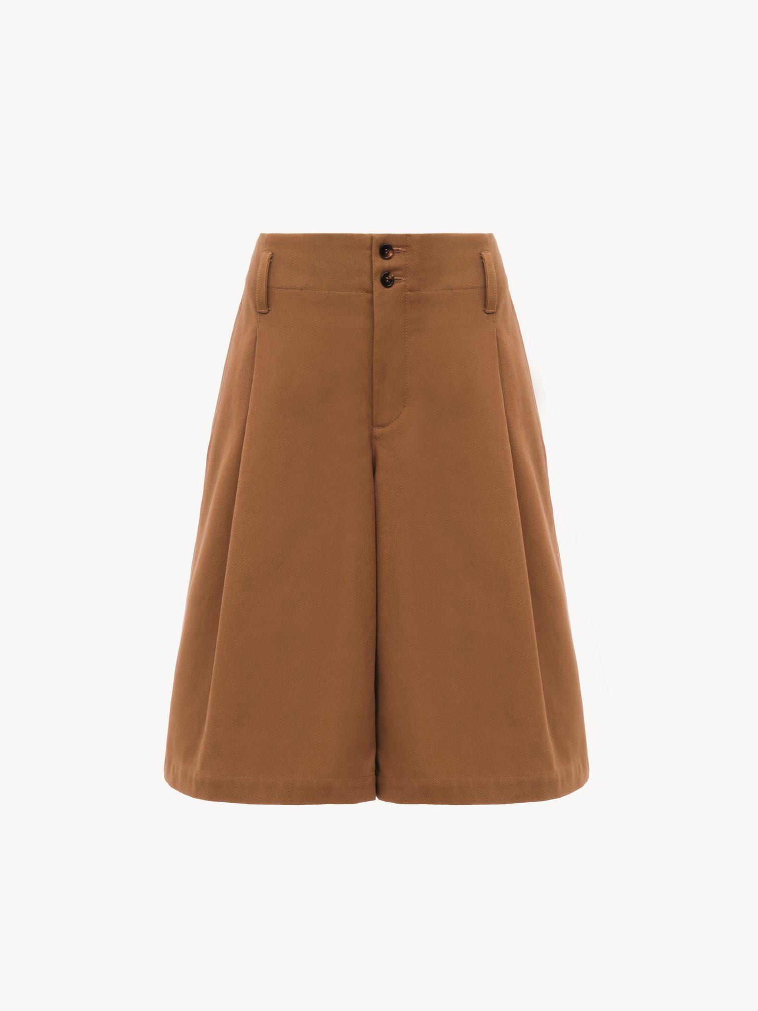 High-rise wide-leg bermuda shorts in cotton Product Image