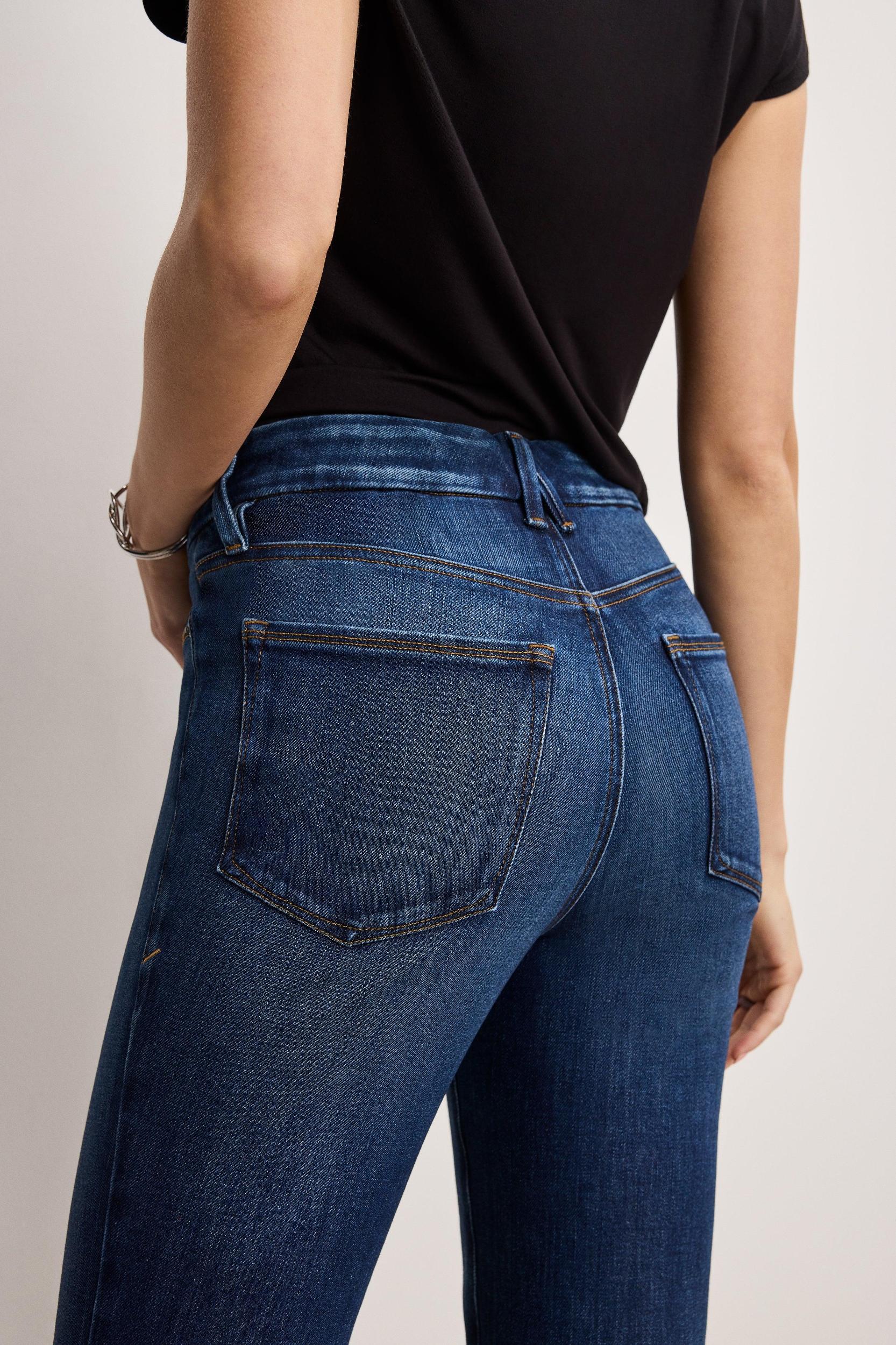 SOFT TECH GOOD LEGS CROPPED MINI BOOT JEANS | INDIGO977 Product Image