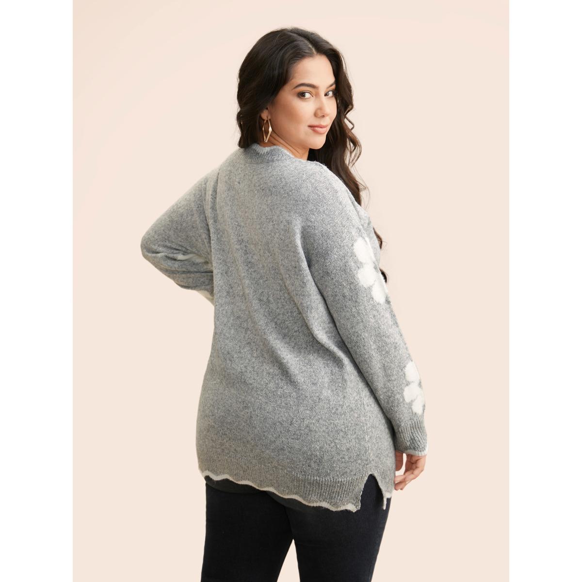 Plus Size Floral Scalloped Trim Split Hem Pullover Mediumgray Women Casual Loose Long Sleeve V-neck Everyday Pullovers BloomChic 18-20/2X Product Image
