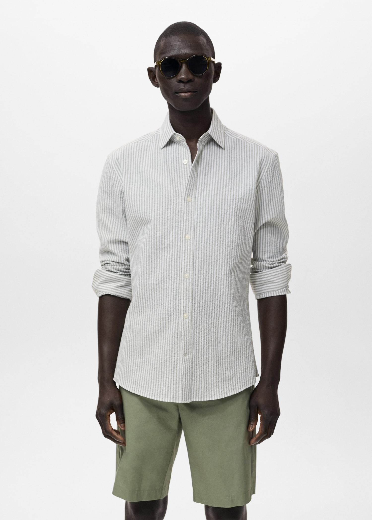Regular-fit stripe-textured shirt - Men | MANGO USA Product Image