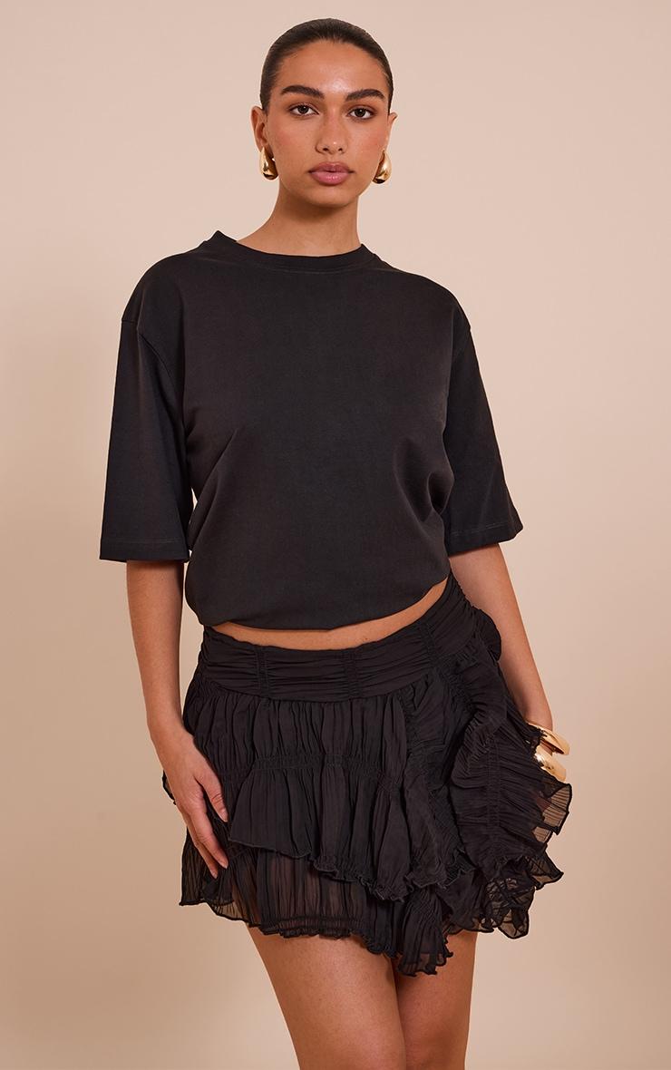 Black Ruched Textured Low Rise Mini Skirt Product Image