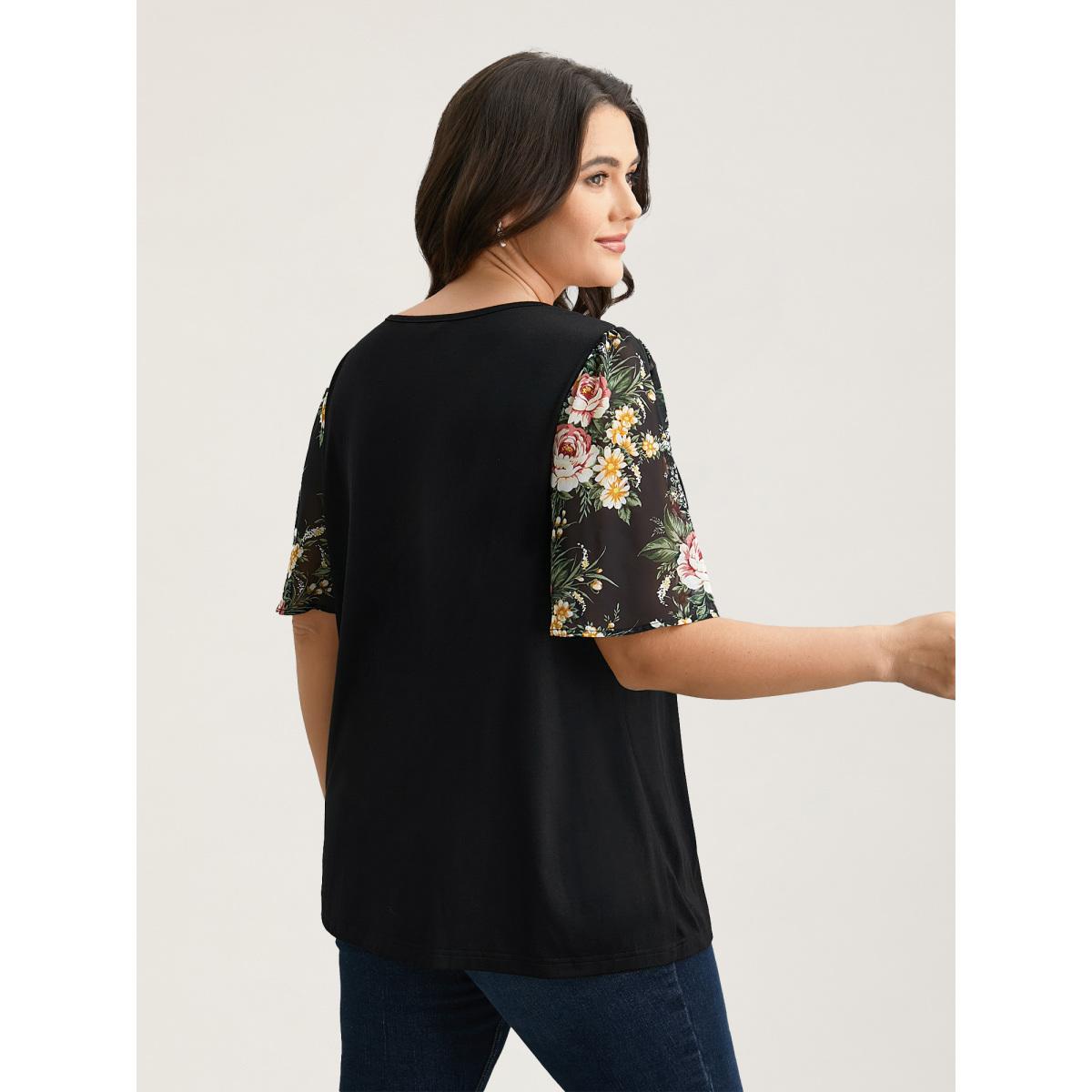 Plus Size Floral Print Spliced Neck-Tie T-Shirt Black Women Elegant Tie knot Natural Flowers Round Neck Everyday T-shirts BloomChic 12/L Product Image