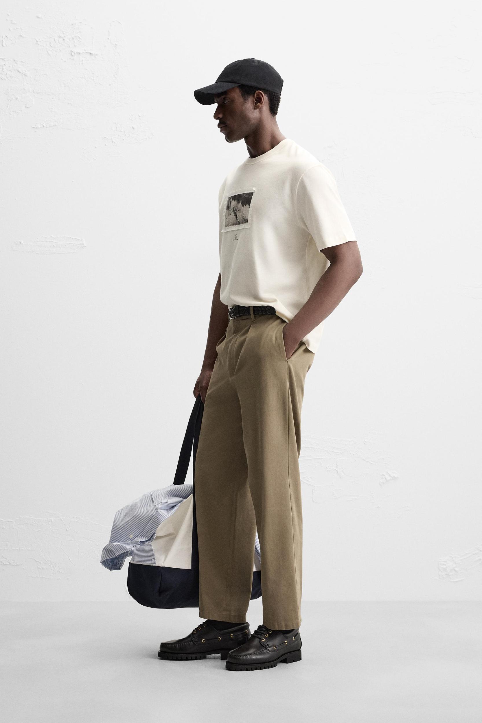 CAMBRIDGE © PHOTOGRAPHIC PRINT T-SHIRT Product Image