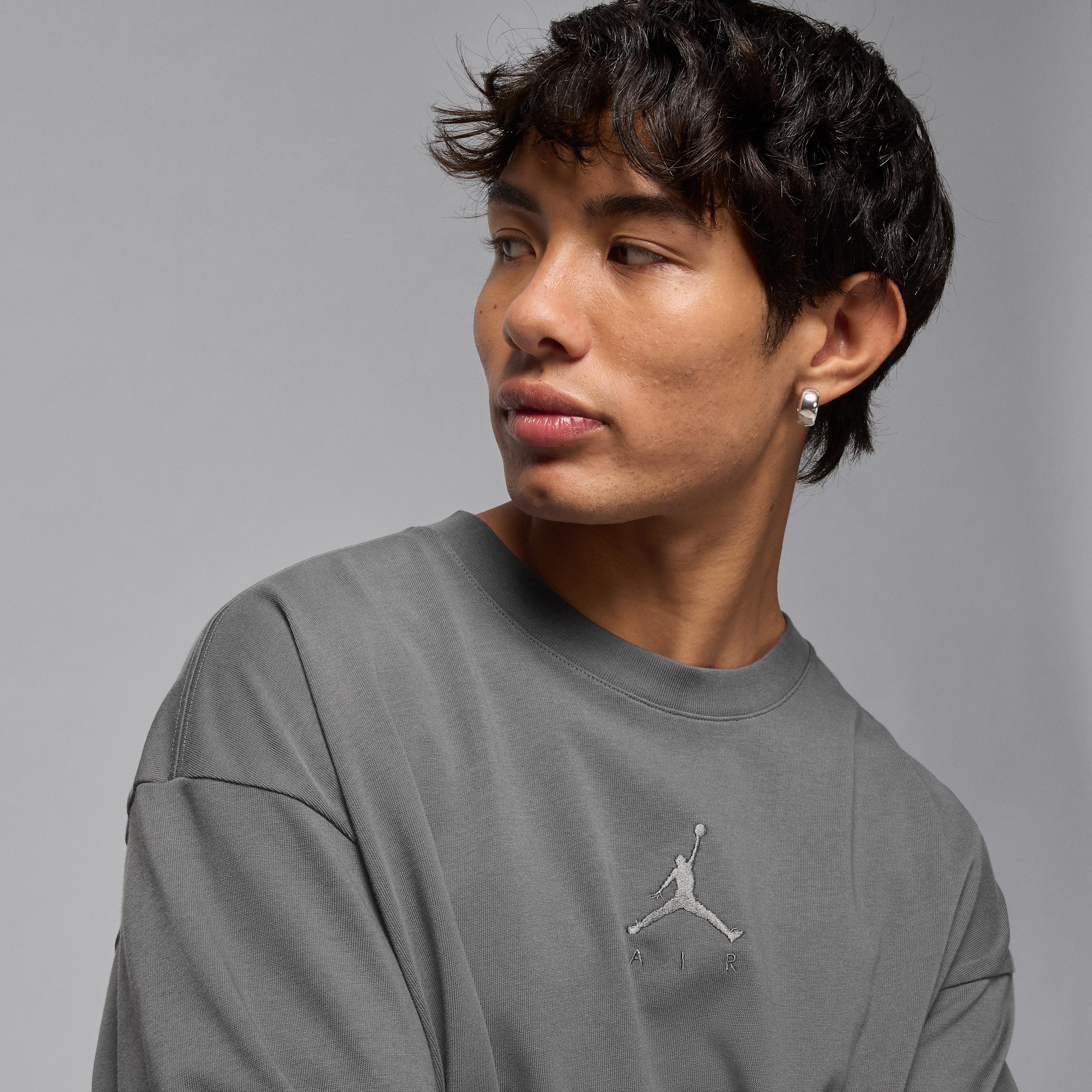 Men's Jordan Flight Essentials Oversized T-Shirt Product Image