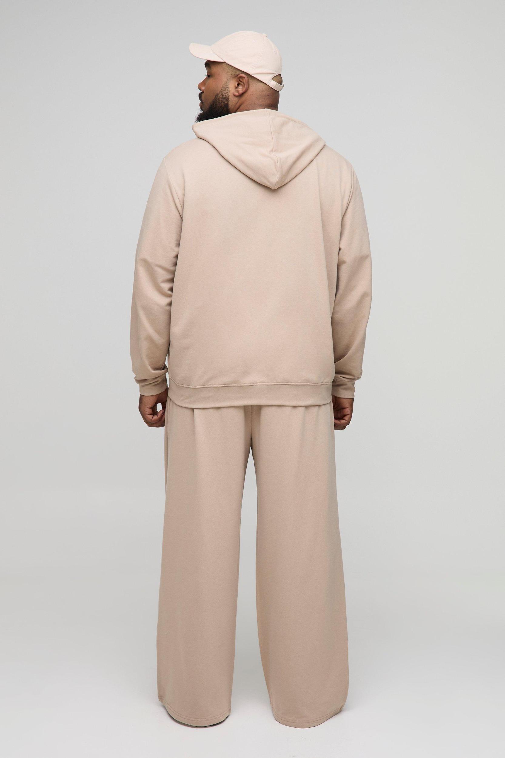 Plus Lightweight Wide Fit Basic Sweatpants | boohooMAN USA Product Image