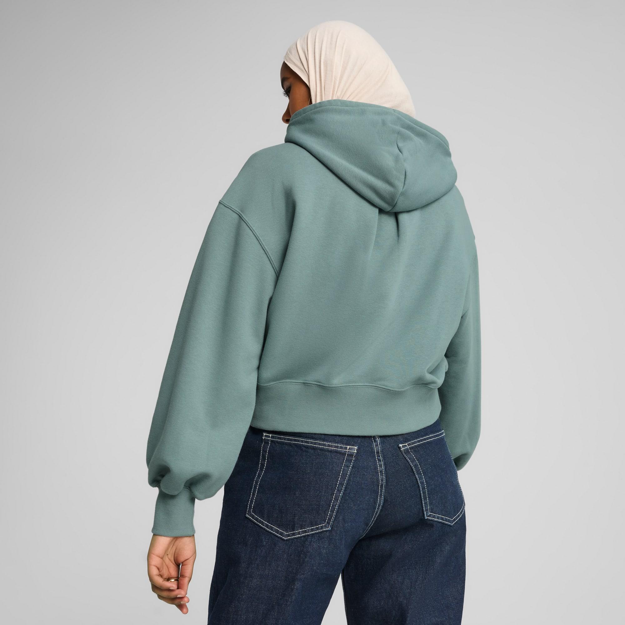 Wardrobe Essentials Women's Relaxed Cropped Hoodie Product Image